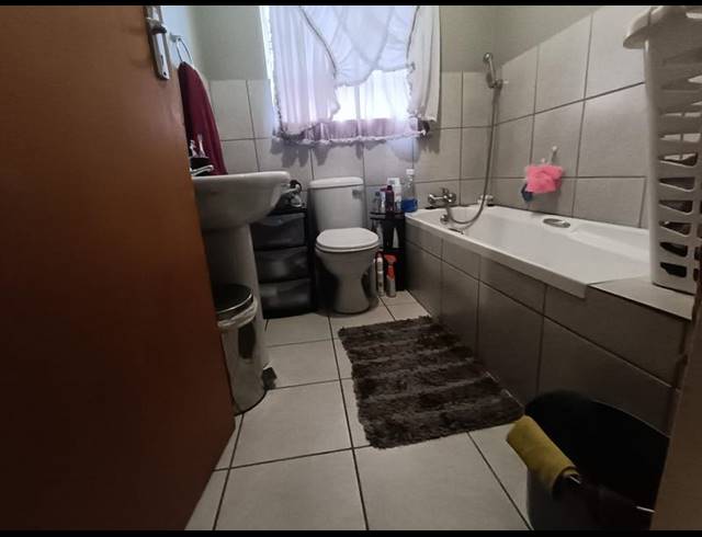 2 BEDROOM PROPERTY TO RENT IN CASSELDALE